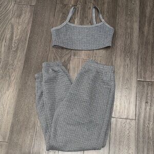 Ribbed Two-Piece sweatpants Set with crop top